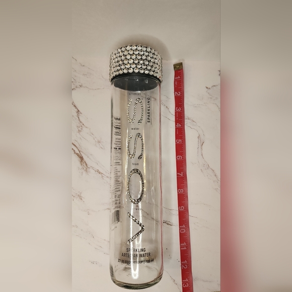 Voss Water Bling Rhinestone Bottle one-of-a-kind Zodiac crystals - Picture 9 of 10